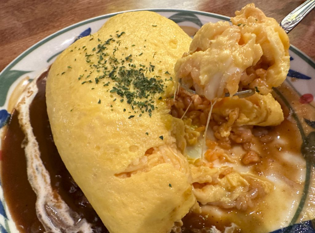 Retro Café Revival in Kabukicho: Omu-rice & Nostalgia at Coffee Seibu