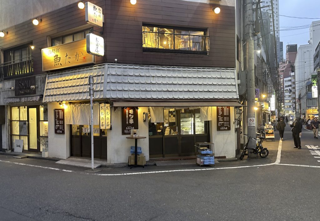Hidden Gems in Shinjuku: Local Spots Tourists Rarely Discover