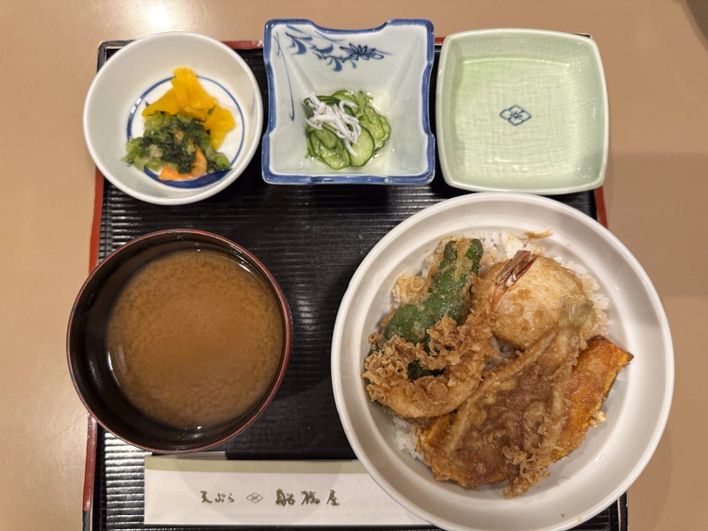 A Taste of Tradition: Tempura Funabashiya in Shinjuku Since 1868