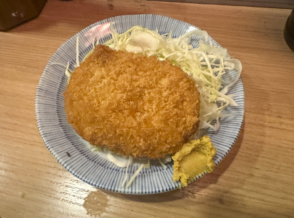 Shinjuku West’s Senbero Spot: Affordable Drinks and Must-Try “Taiwan Yakisoba” at Tachinomi Banpaiya Omoide Yokocho
