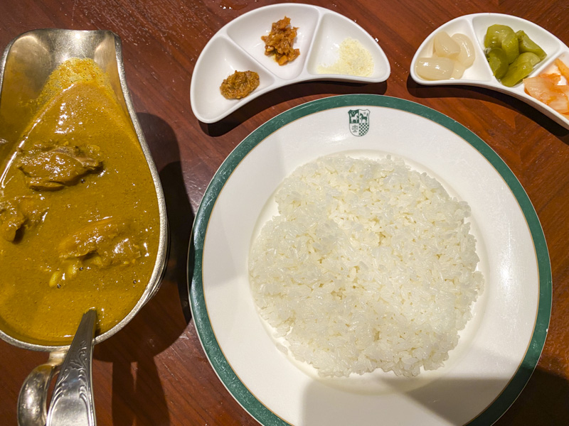 The Ultimate Shinjuku Food Guide: Must-Try Restaurants and Dishes for Visitors