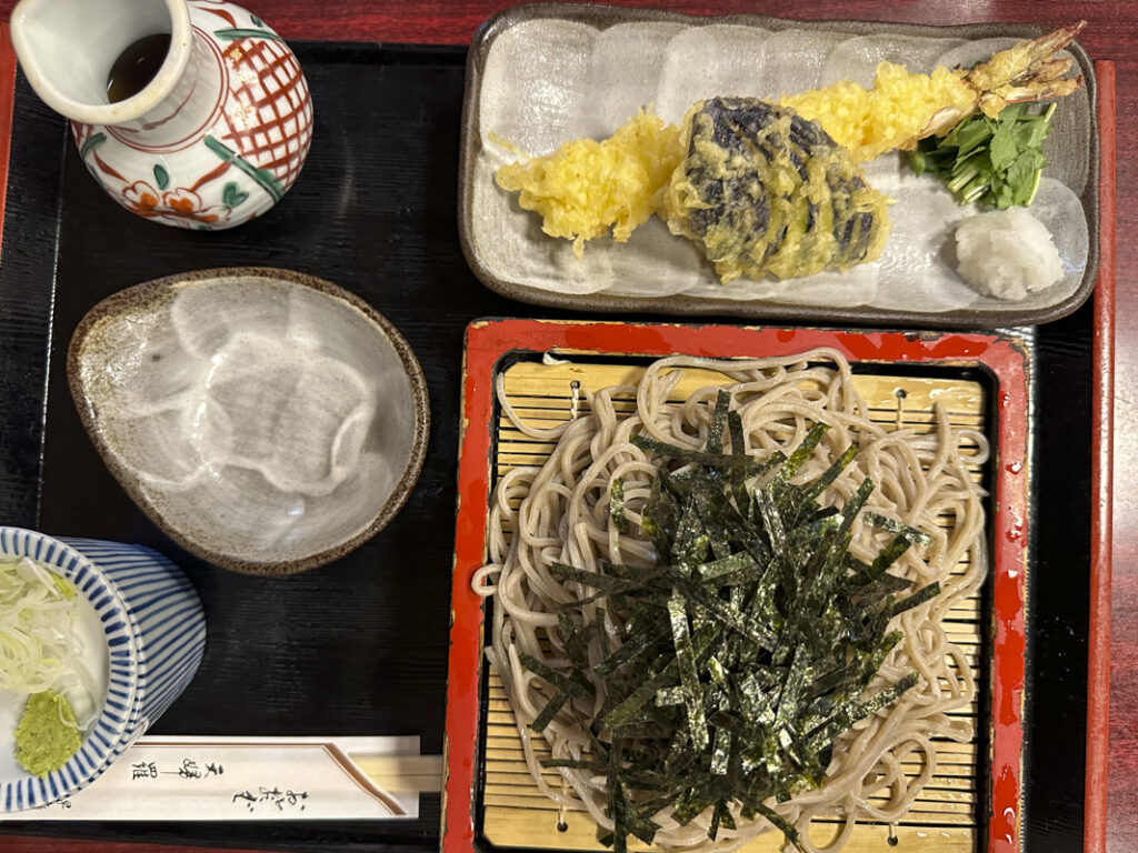 Where to Eat Soba and Udon in Shinjuku: 4 Must-Visit Shops