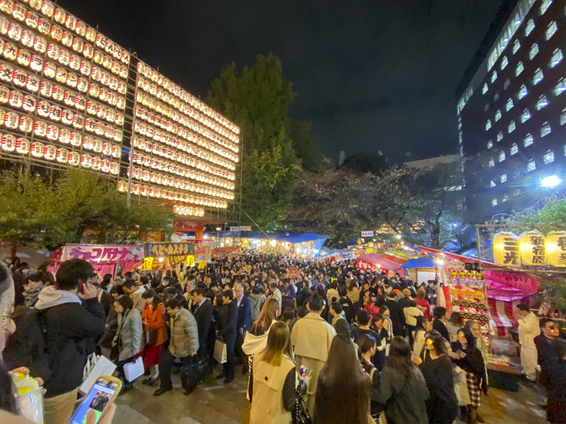 Shinjuku Hanazono Shrine “Ootori Festival 2025”: Tori-no-Ichi on November 12 & 24