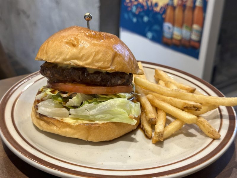 Best Hamburgers in Shinjuku: 8 Must-Try Spots for 2025