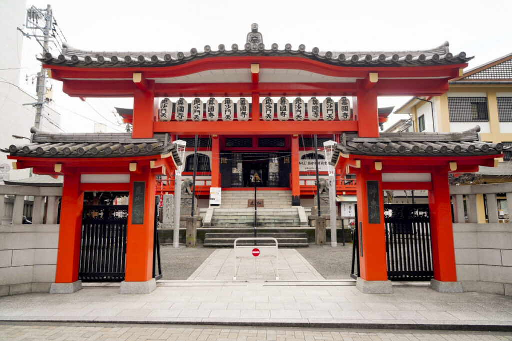 A Complete Kagurazaka Travel Guide: Tokyo’s “Little Paris” in Shinjuku