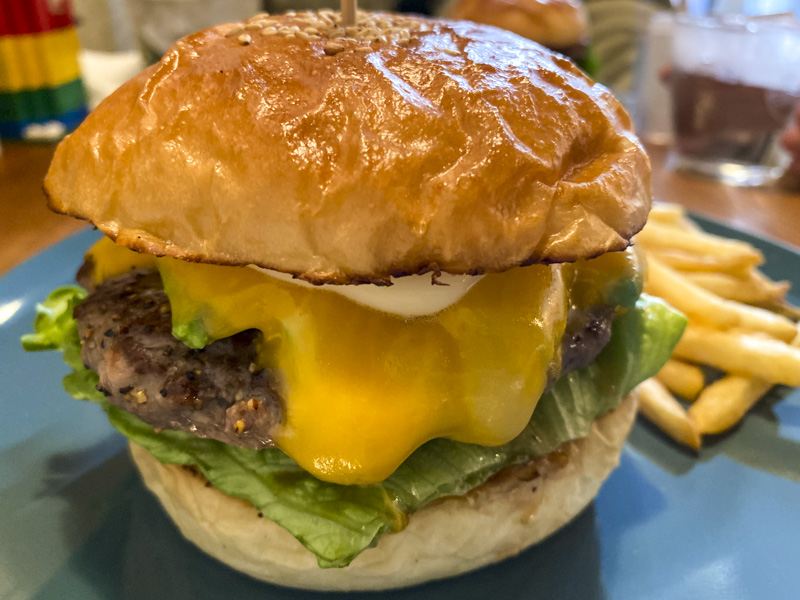 Best Hamburgers in Shinjuku: 8 Must-Try Spots for 2025