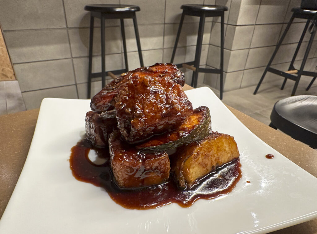 OKEI TAPROOM (Minami-Shinjuku): 16 Craft Beers & Addictive Creative Chinese Dishes