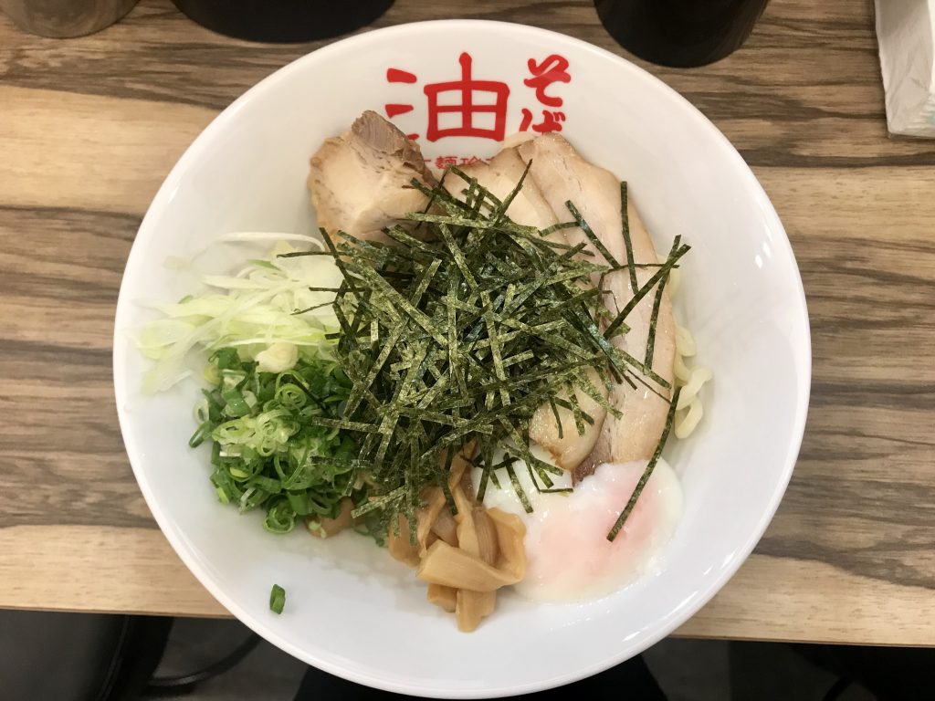 Shinjuku Abura Soba & Mazesoba Guide (2025): 8 Essential Bowls