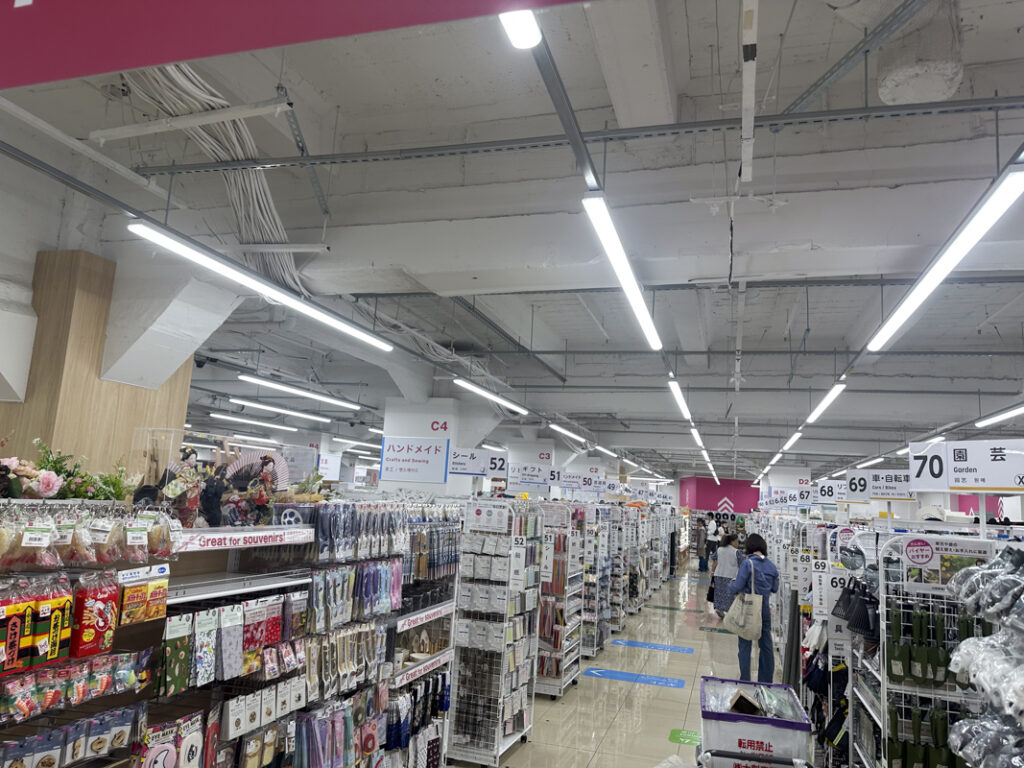 100 Yen Shops in Shinjuku: Where to Find Daiso, Seria, Can★Do, and 3COINS
