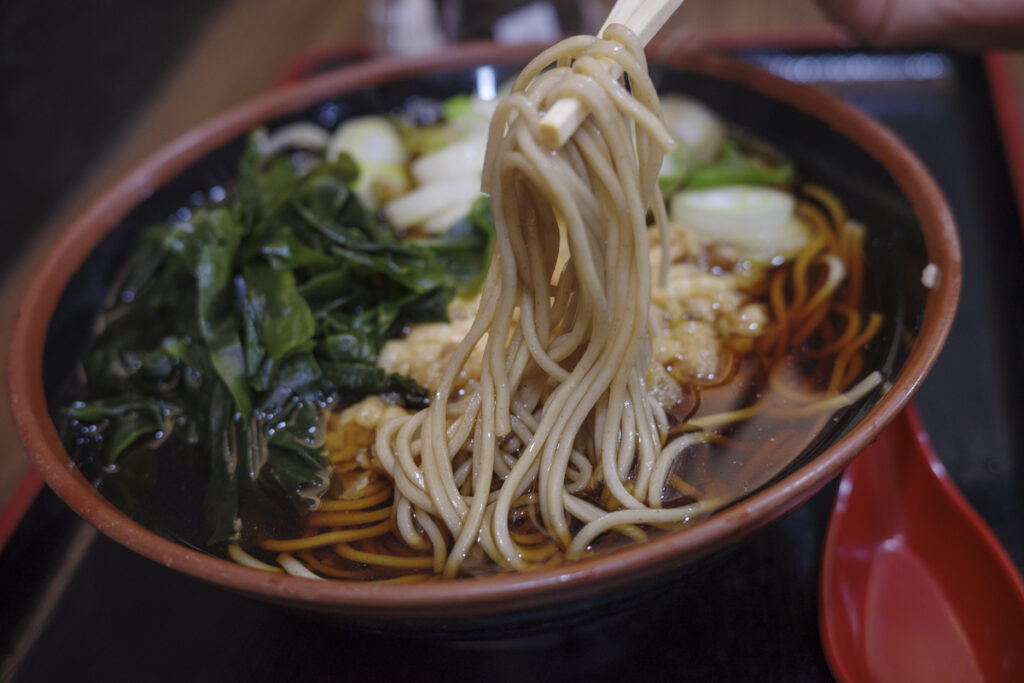 Morning Ramen at Shinjuku Station: Honjin Ramen & Kakiage Soba at “Shinsyu Soba Honjin”