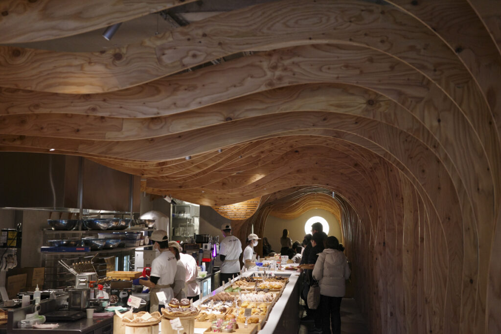 Kagurazaka Cafe: Fresh Donut Specialty Shop we♡donut Kagurazaka