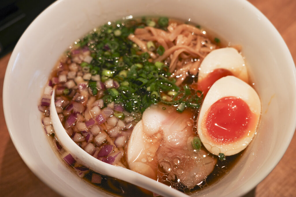 Mitaba Labo: Rich Oyster Paitan Ramen & Clear Chicken Soba in Akebonobashi, Shinjuku