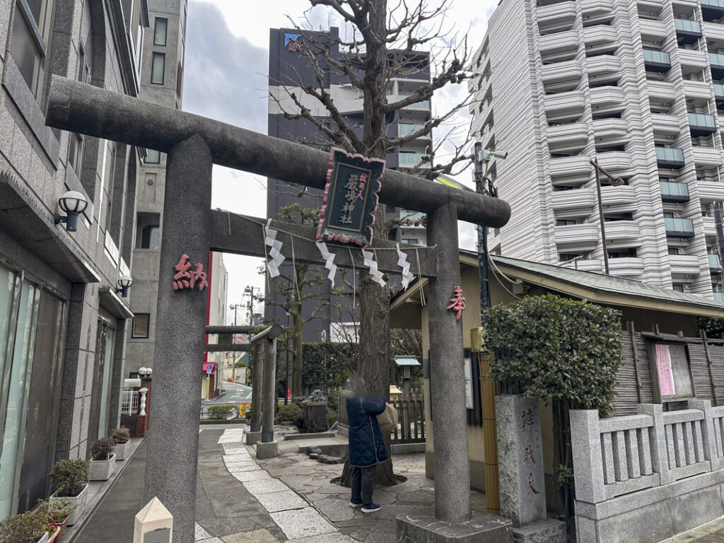 Shinjuku Yamanote Seven Lucky Gods Pilgrimage: A Complete Guide to the 7 Shrines and Temples