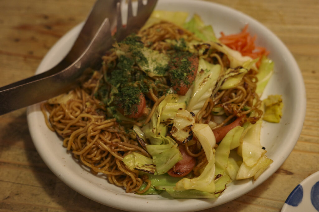 Kagurazaka–Edogawabashi Yakitori: Charcoal Skewers and Special Yakisoba at “Yakitori Kushibouzu”