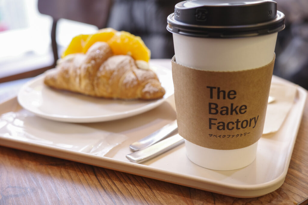 The Bake Factory in Shin-Okubo: A Quiet Bakery Café for Brunch and Korean-Style Croissant Creations