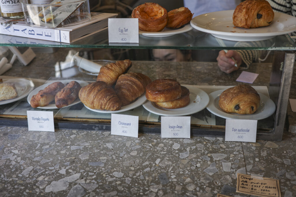 Shinjuku Gyoen Lunch: Healthy Salad and Specialty Coffee at PARKER COFFEE STAND