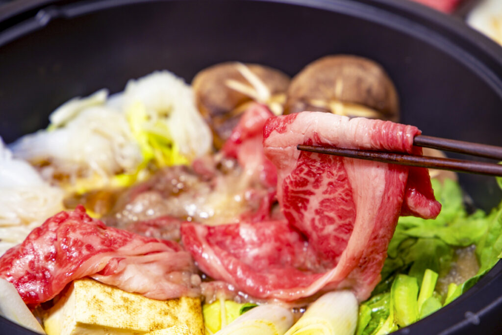 Shinjuku Sukiyaki Guide: What Sukiyaki Is and Where to Eat It