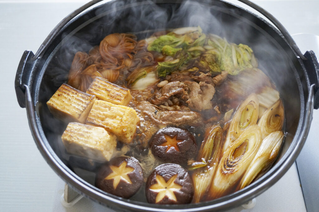 Shinjuku Sukiyaki Guide: What Sukiyaki Is and Where to Eat It