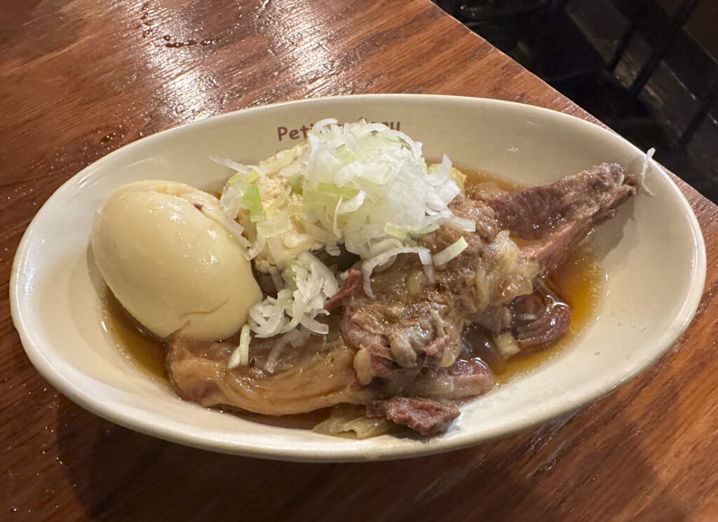 Shinjuku Sanchome Sembello Izakaya: Late-Night Comfort Food at “Tachinomi Arigatou”