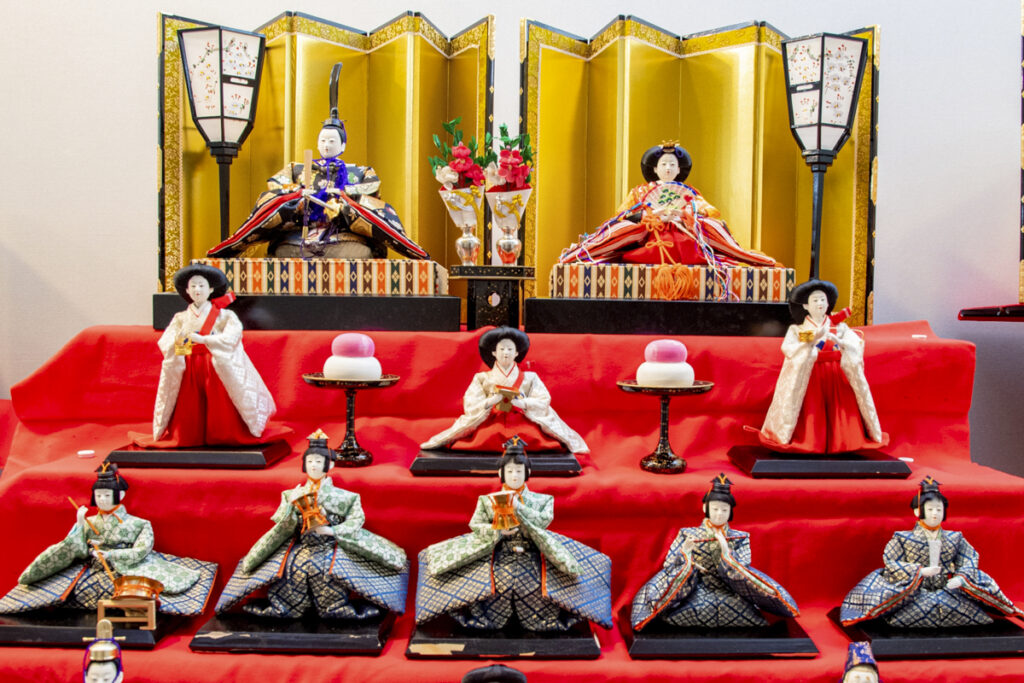 Shinjuku Hinamatsuri 2026 Guide: Events, Hina Doll Displays & Seasonal Sweets