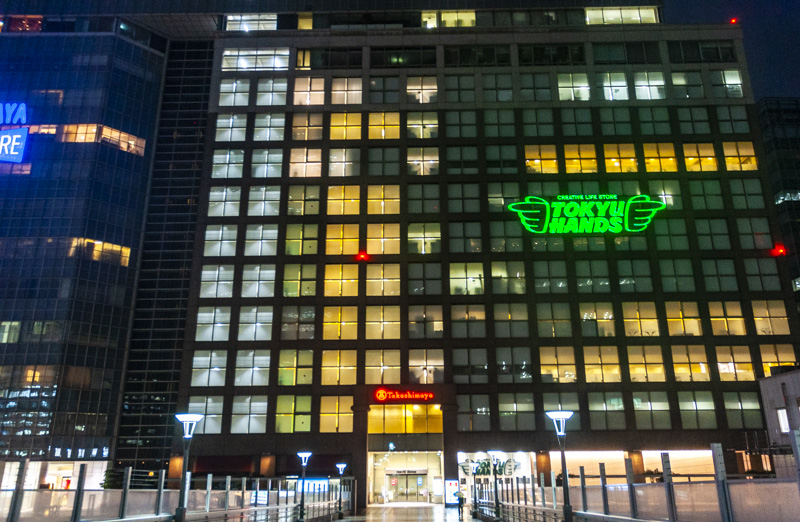 Shinjuku Takashimaya Guide: Shops, Restaurants, and Food Hall at a Major Department Store